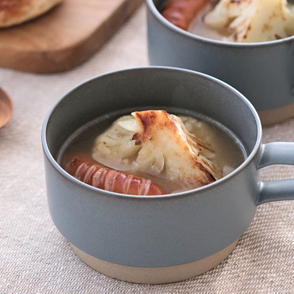 ほろほろカリフラワーとウインナーのスープ