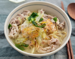 セロリと豚肉のうまだしラーメン