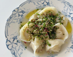 【長谷川あかりさん考案うまだし活用レシピ】薬味たっぷりカレー風味のだし水餃子