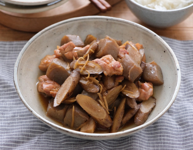 鶏とごぼうのしょうが煮